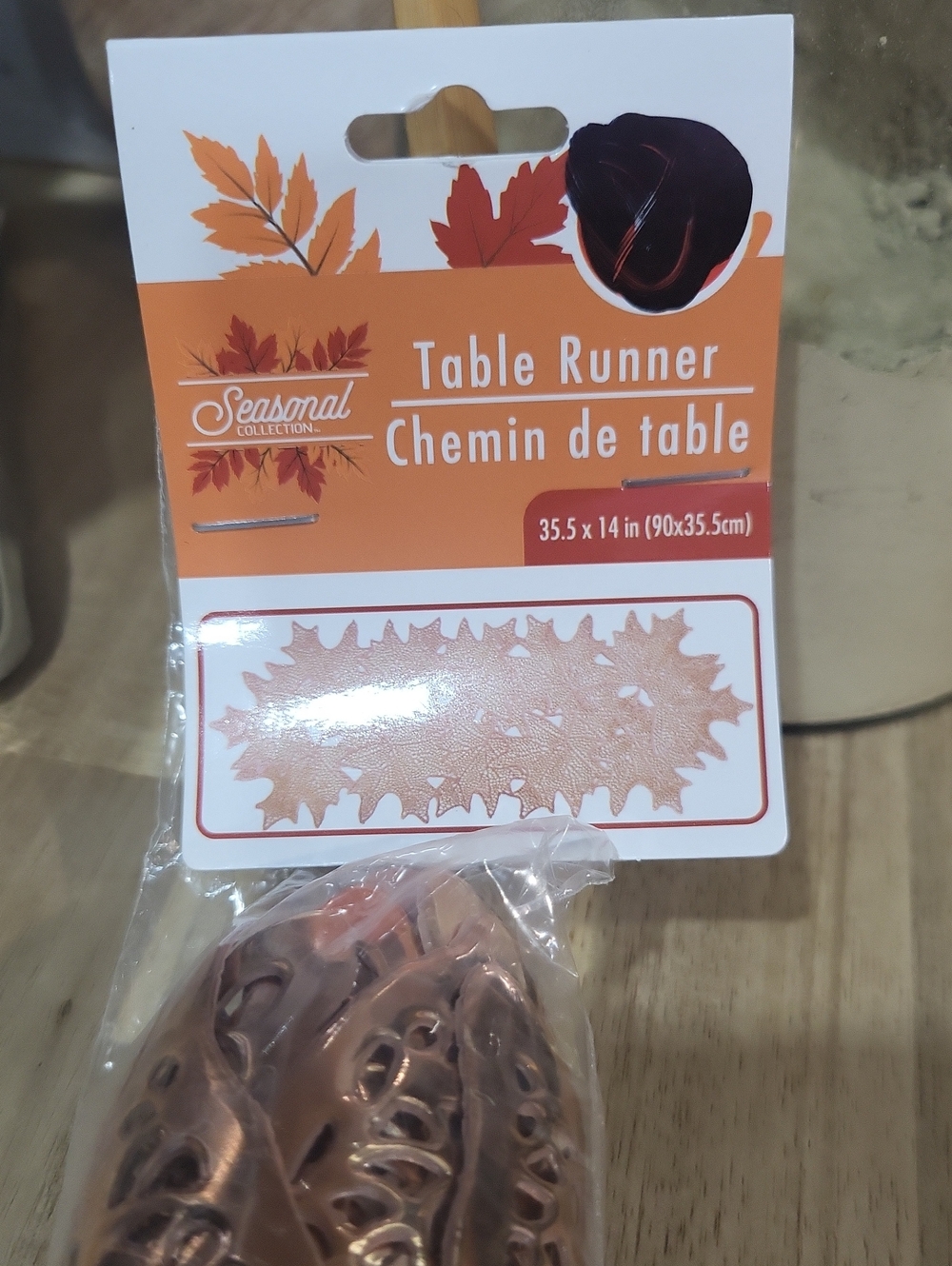 NEW🍁 Fall Rose Gold Leaf Table Runner - Picture 2 of 2